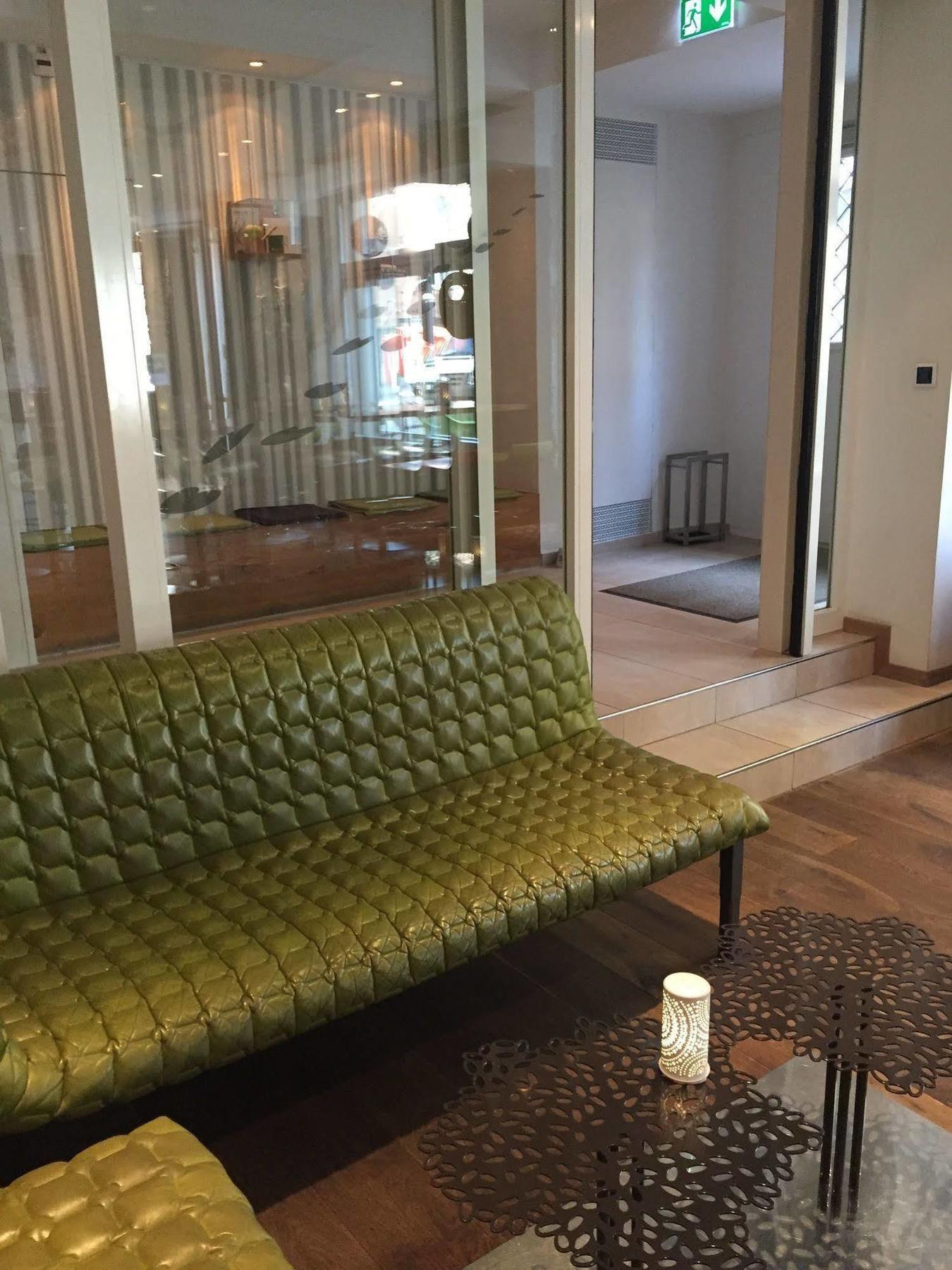 Platzhirsch - Downtown Boutique & Sushi Lounge Zurigo