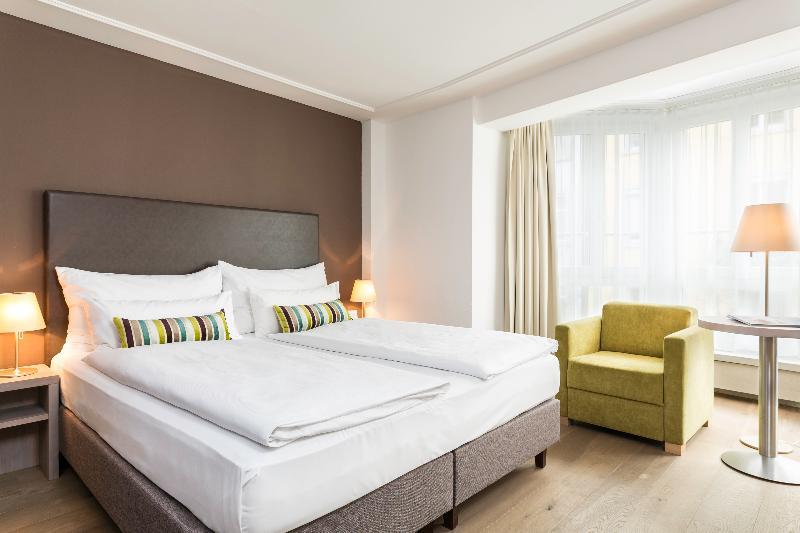 Platzhirsch - Downtown Boutique & Sushi Lounge Hotel Zúrich